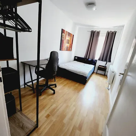 In Mit Balkon