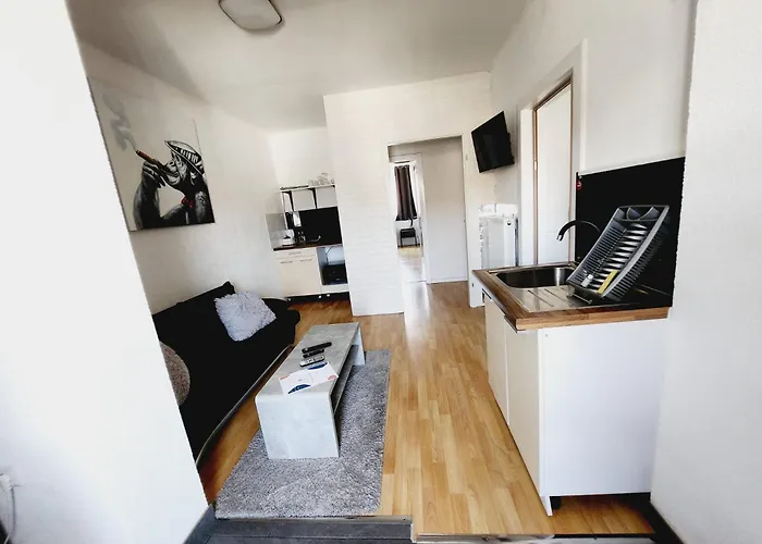 Apartamento In Mit Balkon